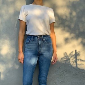 Levi’s Mile High Super Skinny Jeans